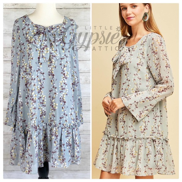 entro Dresses & Skirts - Entro Wildflower Blooms Tunic Dress